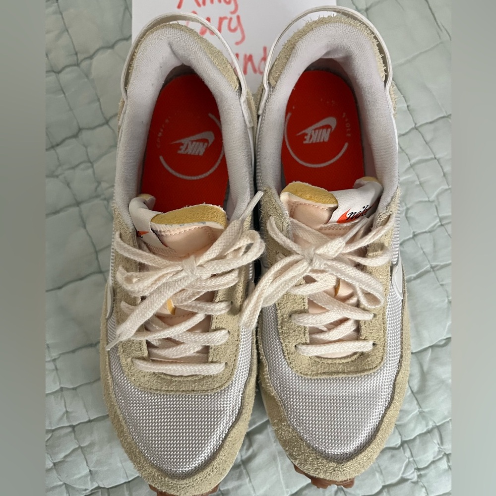 Nike Waffle Debut